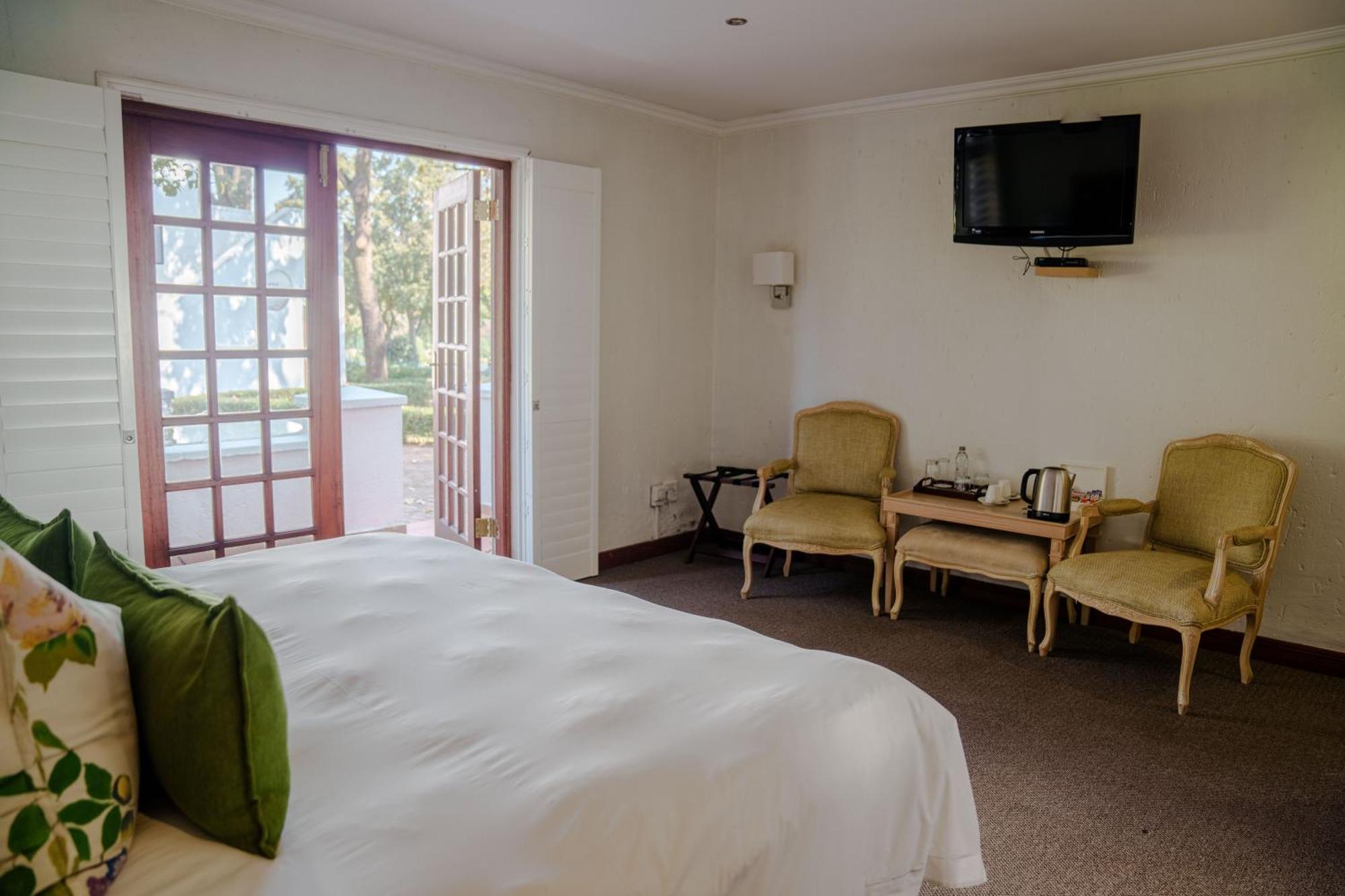 River Meadow Manor Centurion Bagian luar foto
