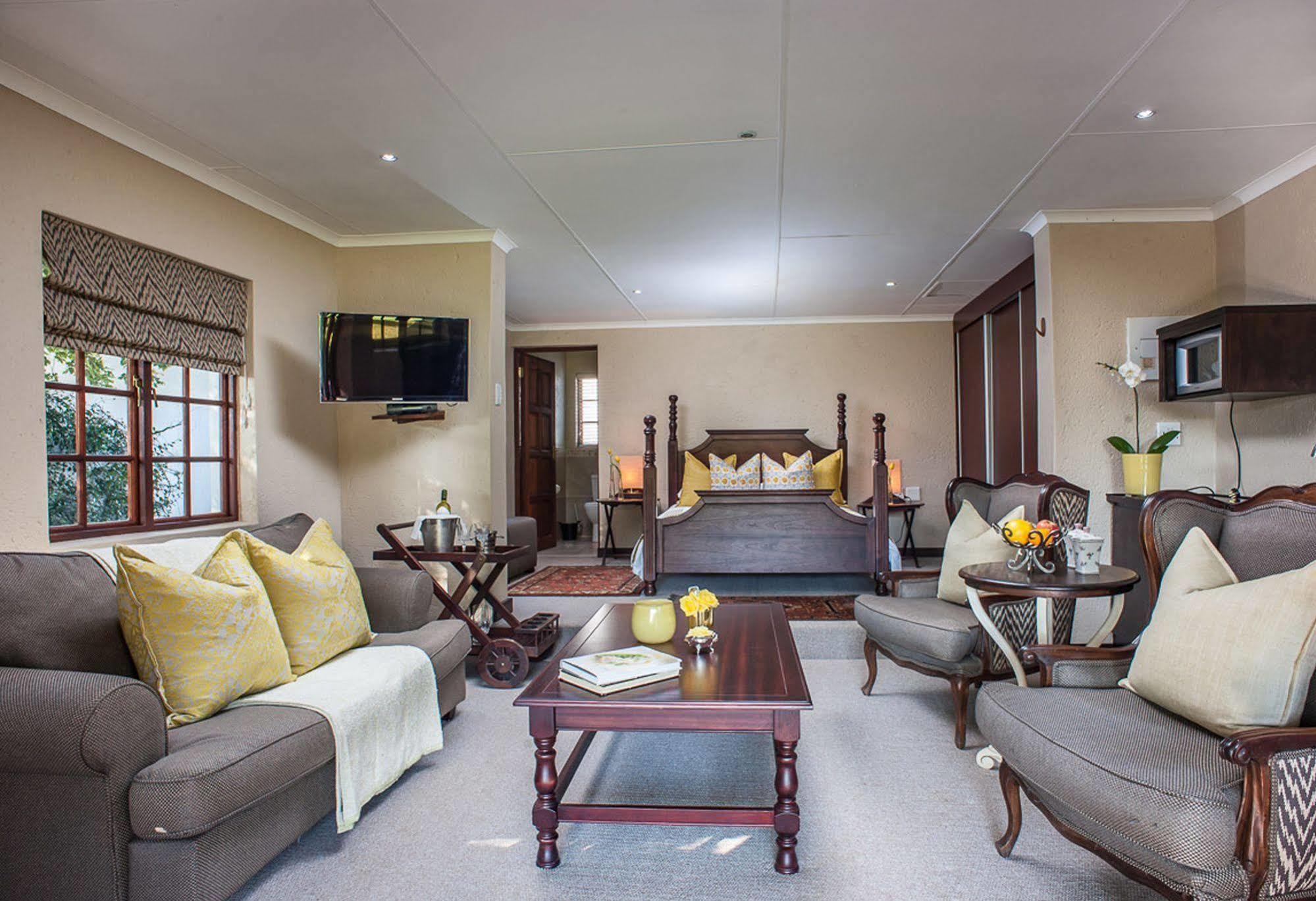River Meadow Manor Centurion Bagian luar foto