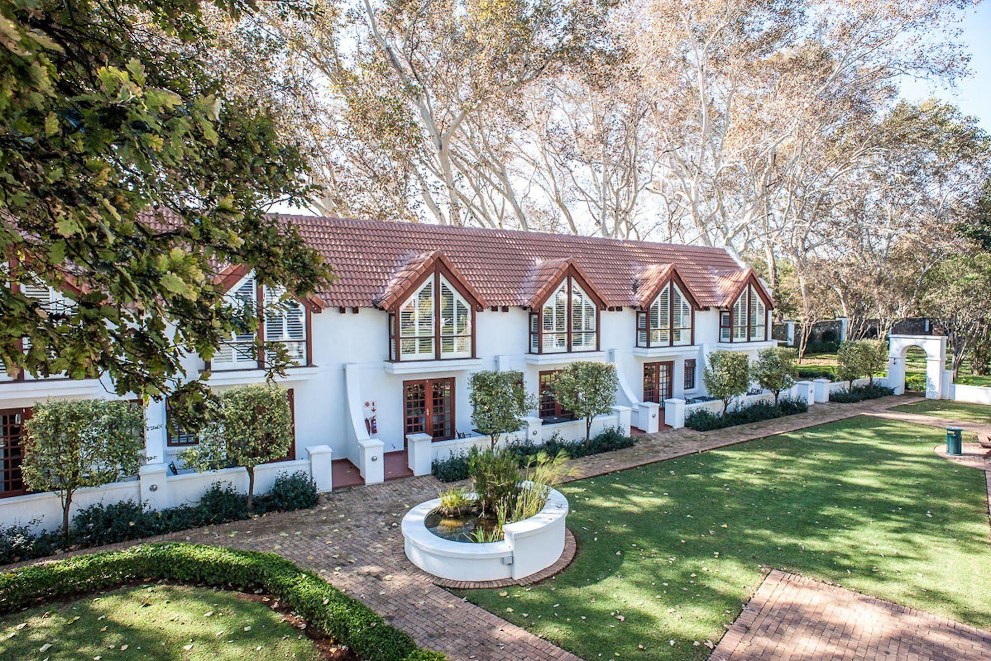 River Meadow Manor Centurion Bagian luar foto