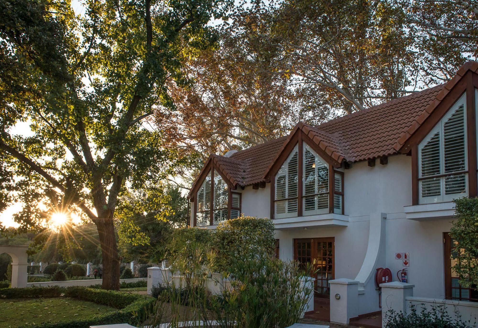 River Meadow Manor Centurion Bagian luar foto
