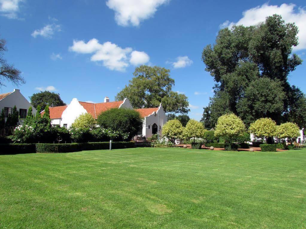 River Meadow Manor Centurion Bagian luar foto
